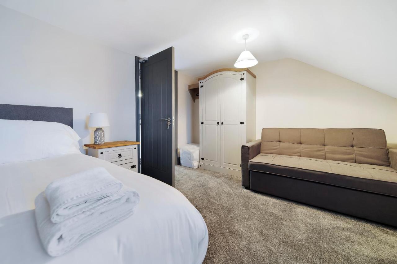 Magee Town House 'sleeping 8 Guests' * Лондондерри